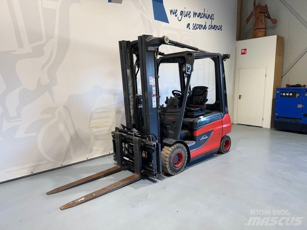 Linde E30-01 شاحنات ذات رافعات شوكية تعمل بالكهرباء