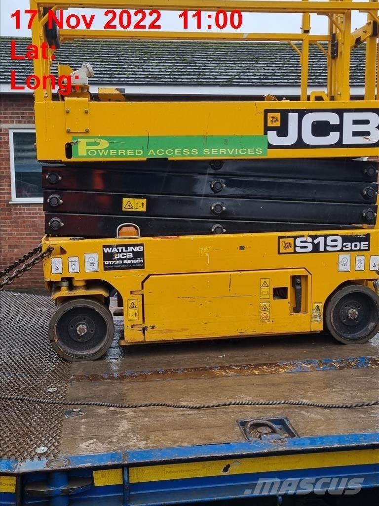 JCB 1930E رافعات مقصية الشكل