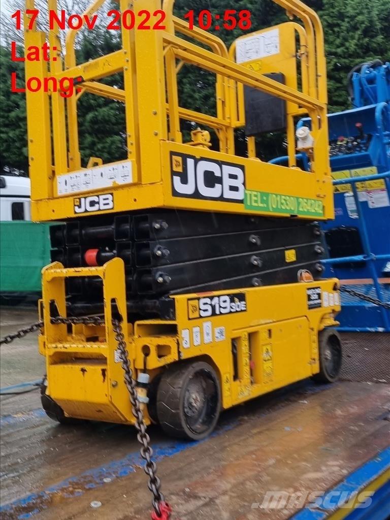 JCB 1930E رافعات مقصية الشكل