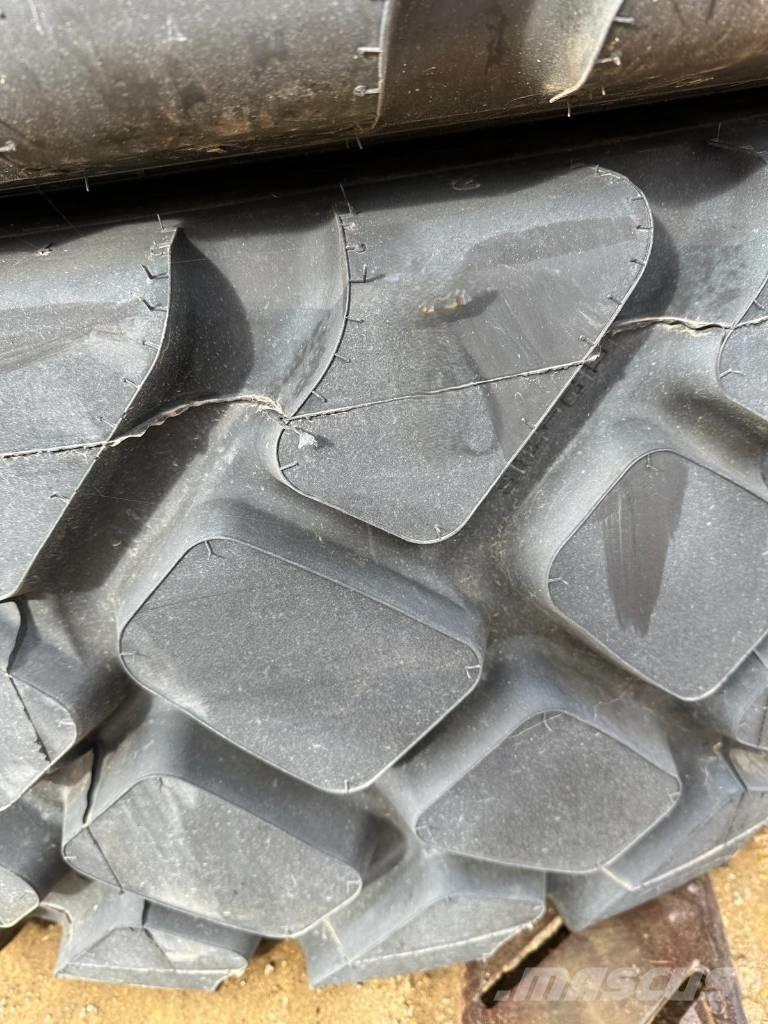 Goodyear 20.5R25 الإطارات والعجلات والحافات
