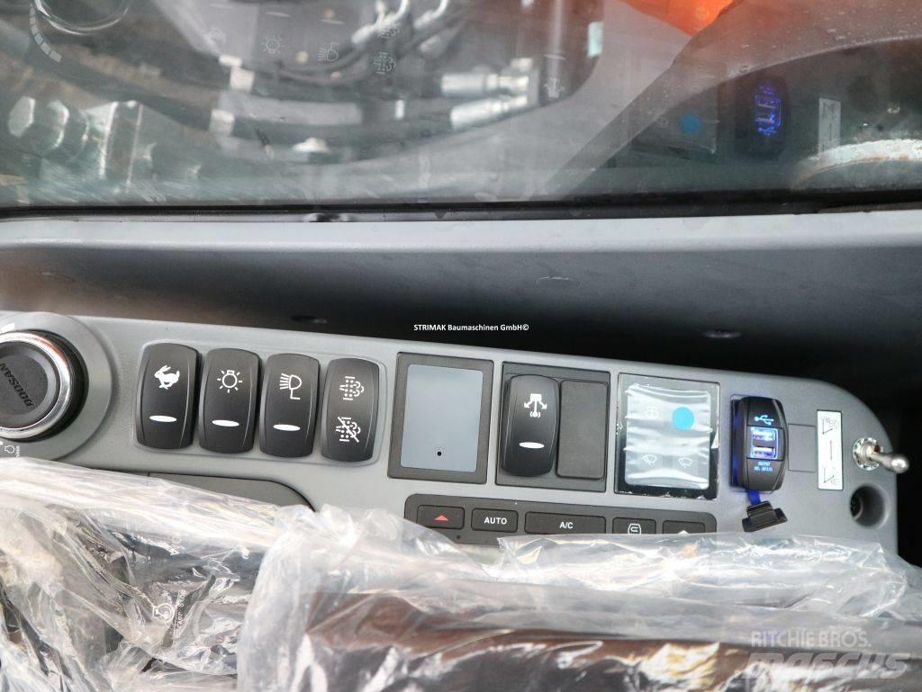 Doosan DX 210 LC-7 حفارات زحافة