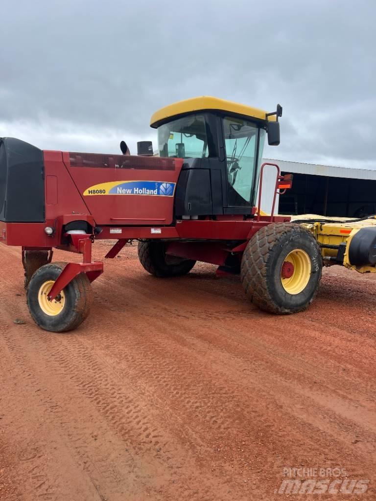 New Holland H8080 معدات حصد