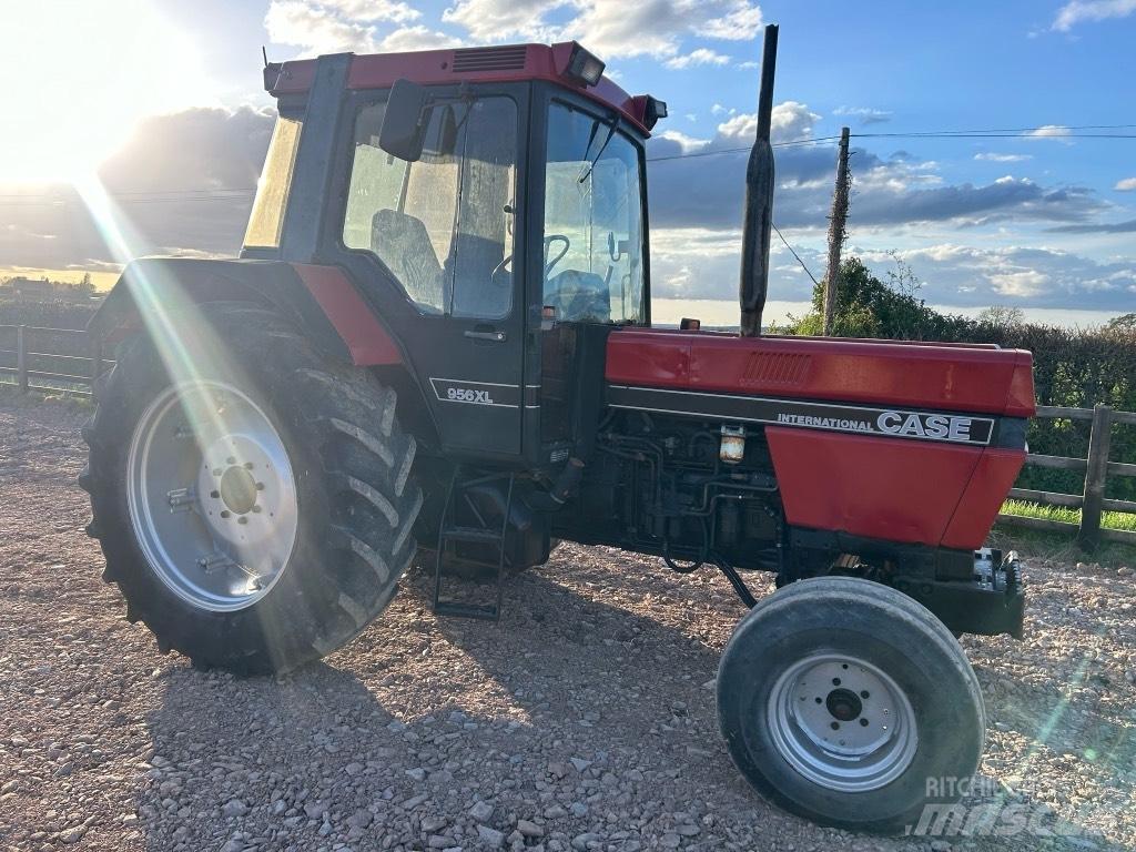 Case IH 956 XL الجرارات