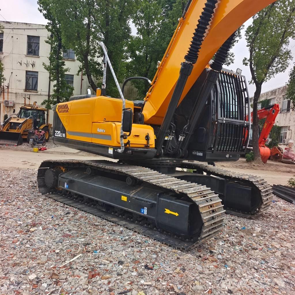 Hyundai 220LC-9S حفارات زحافة