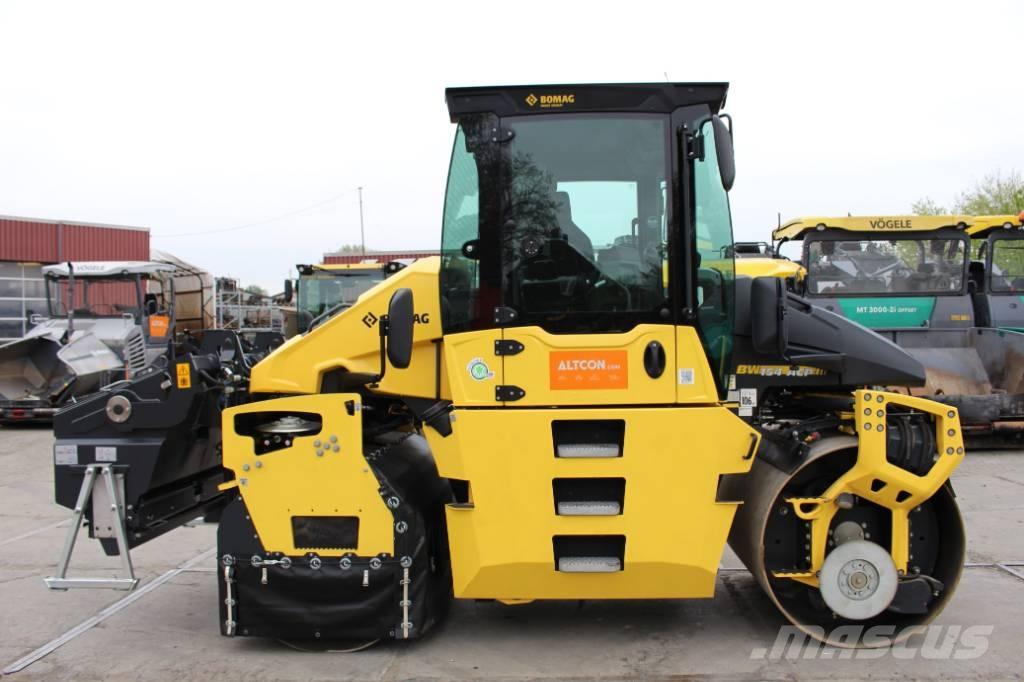 Bomag BW 154 ACP-5 مداحل مزدوجة