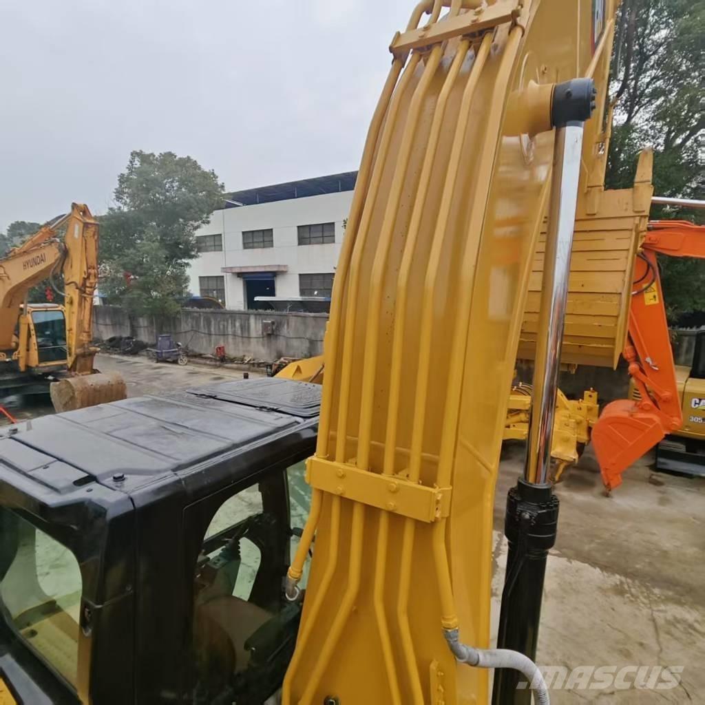 CAT 320 GC حفارات زحافة