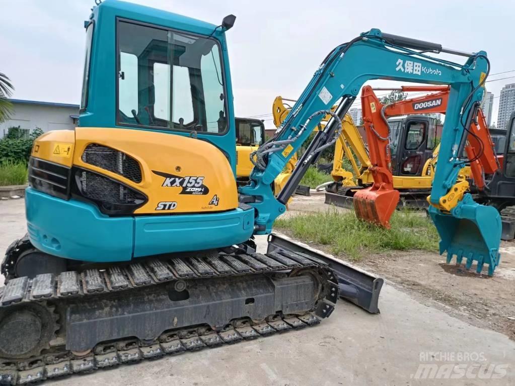 Kubota 155 حفارات زحافة