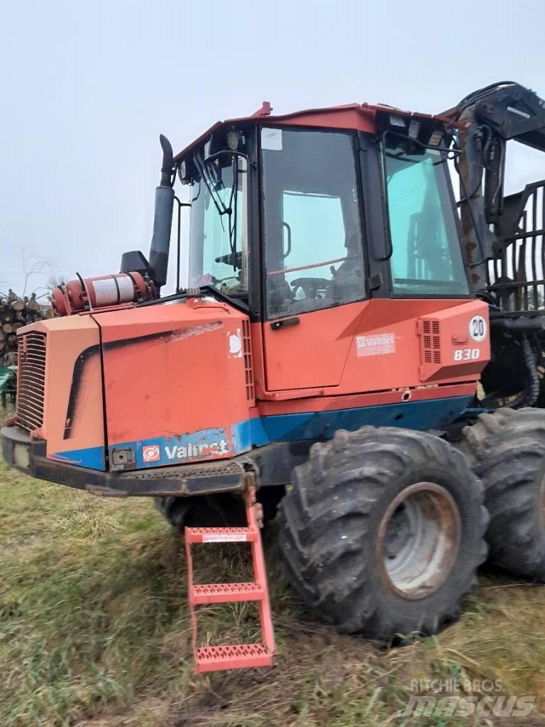 Valmet 830 شاحنات