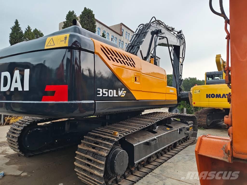 Hyundai R350LVS حفارات زحافة