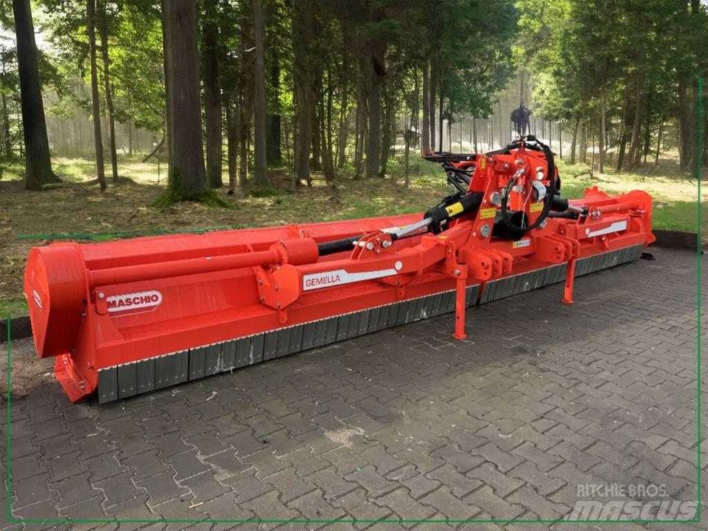 Maschio Gemella 620 جزازات وأغطية المراعي