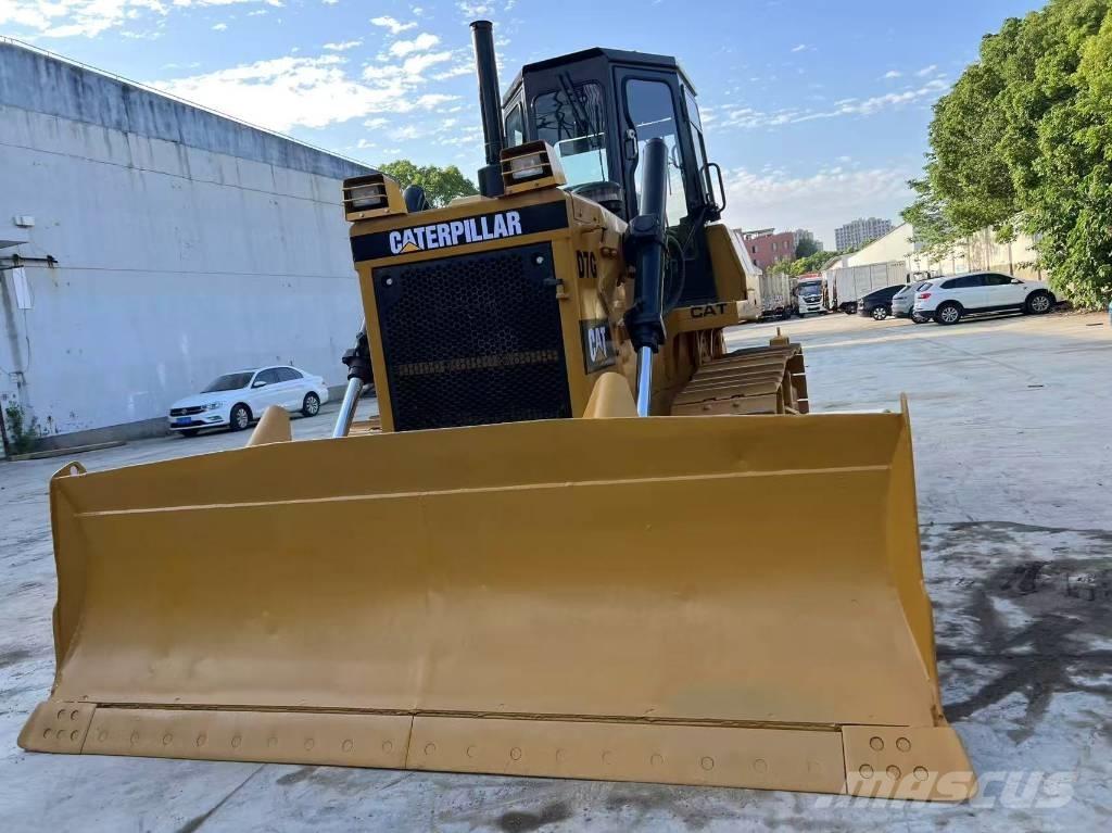 CAT D 7 G معدات تمهيد الطرق