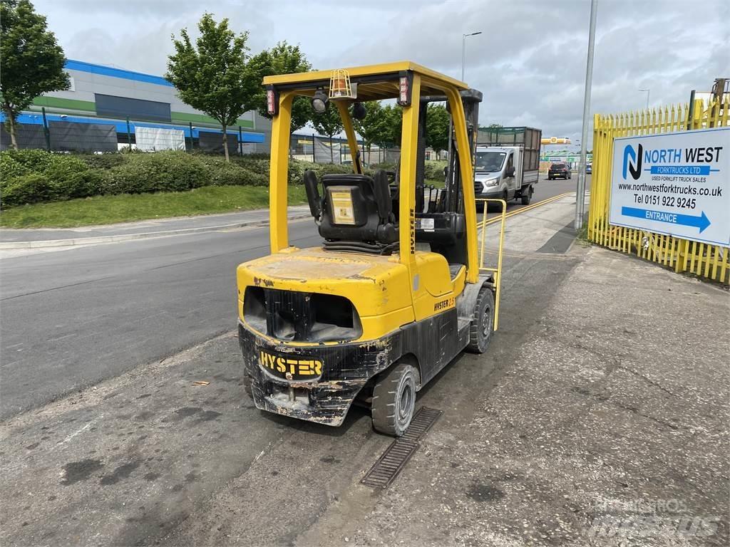 Hyster H2.5CT شاحنات الديزل