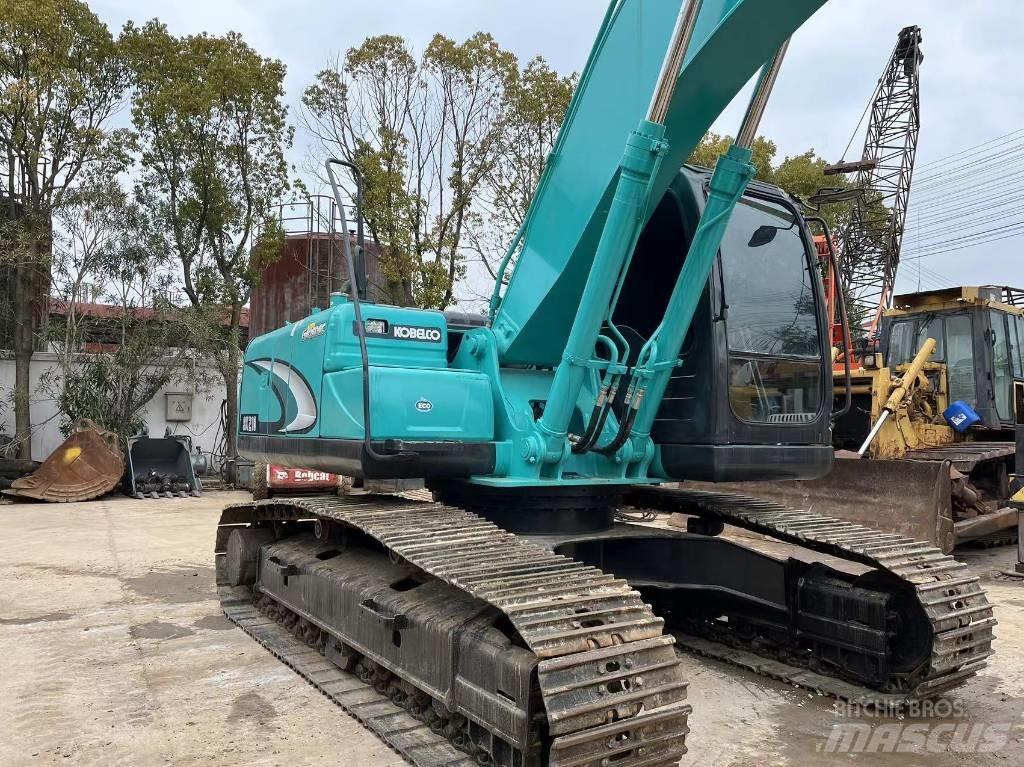 Kobelco SK 210 حفارات زحافة