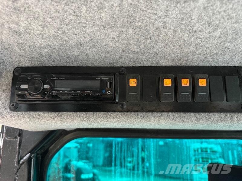 Prinoth T12 عربات نقل قلابة مجنزرة