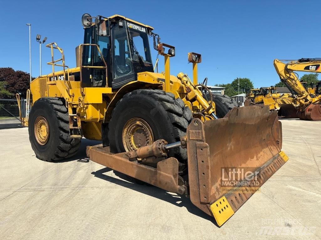 CAT 824 H بلدوزرات مجنزرة