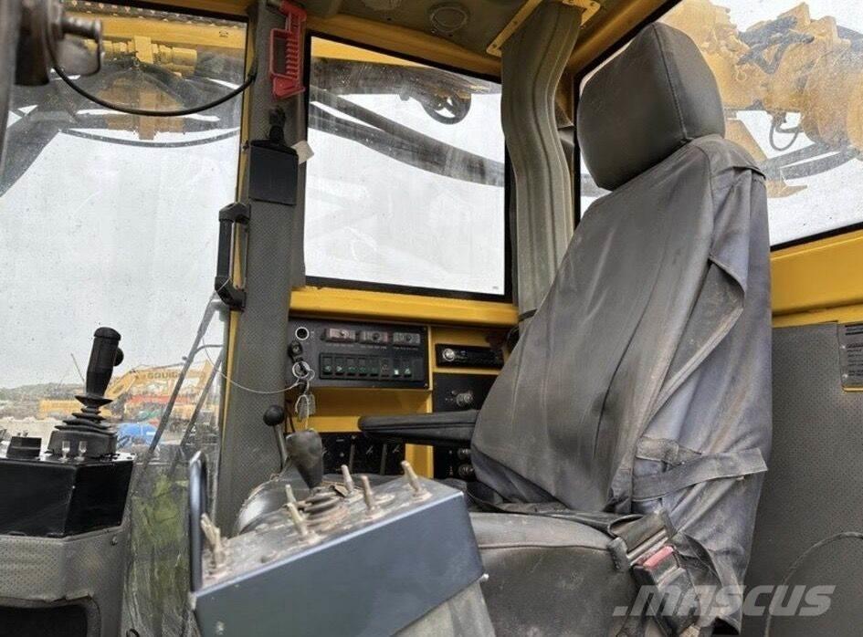 Atlas Copco ROC F6 معدات الثقب السطحي
