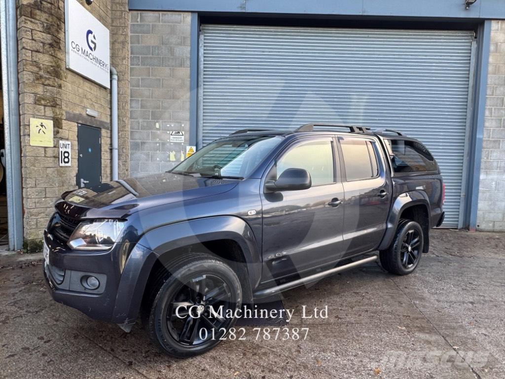 Volkswagen Amarok شاحنة مقفلة