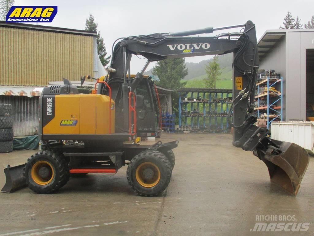 Volvo EWR 150 E حفارات بعجل