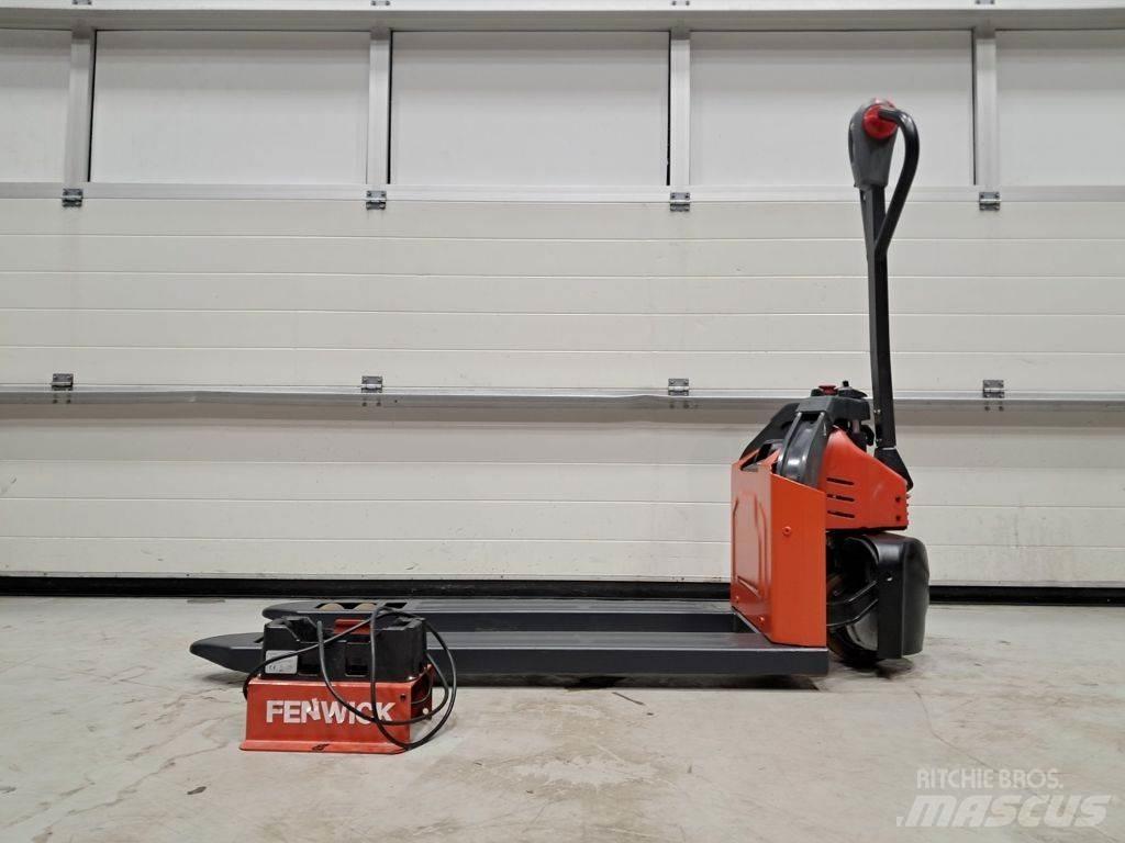 Linde MT12 معدات الرفع منخفض المستوى