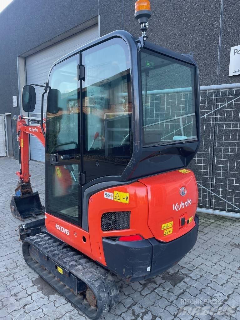 Kubota KX016-4 حفارات صغيرة أقل من 7 طن (حفارات صغيرة)