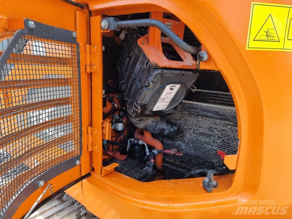 Doosan DX 140 LC-3 حفارات زحافة