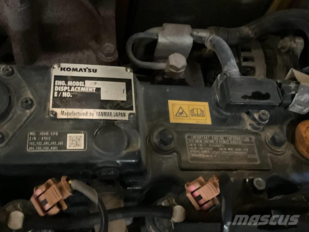 Komatsu PC 80 MR-5 حفارات وسط 7 طن - 12 طن