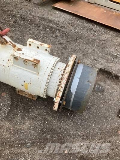 IHC System S40 مطارق دق خوازيق هيدروليكية