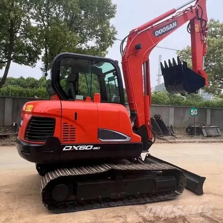 Doosan DX60-9C حفارات صغيرة أقل من 7 طن (حفارات صغيرة)