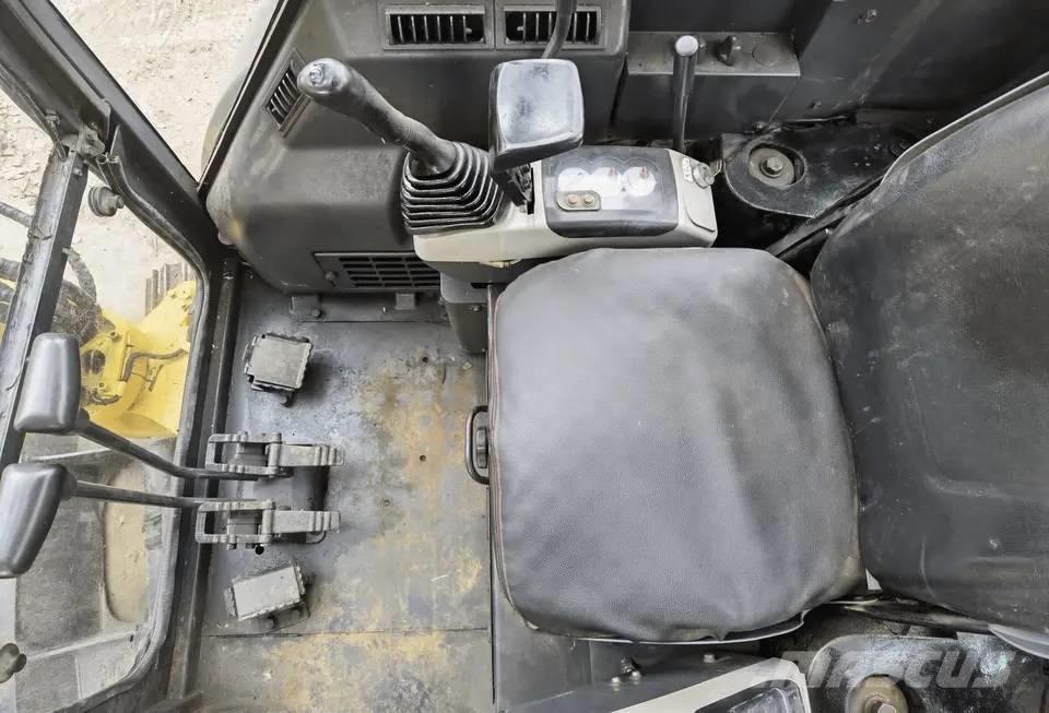 Komatsu PC35 حفارات صغيرة أقل من 7 طن (حفارات صغيرة)
