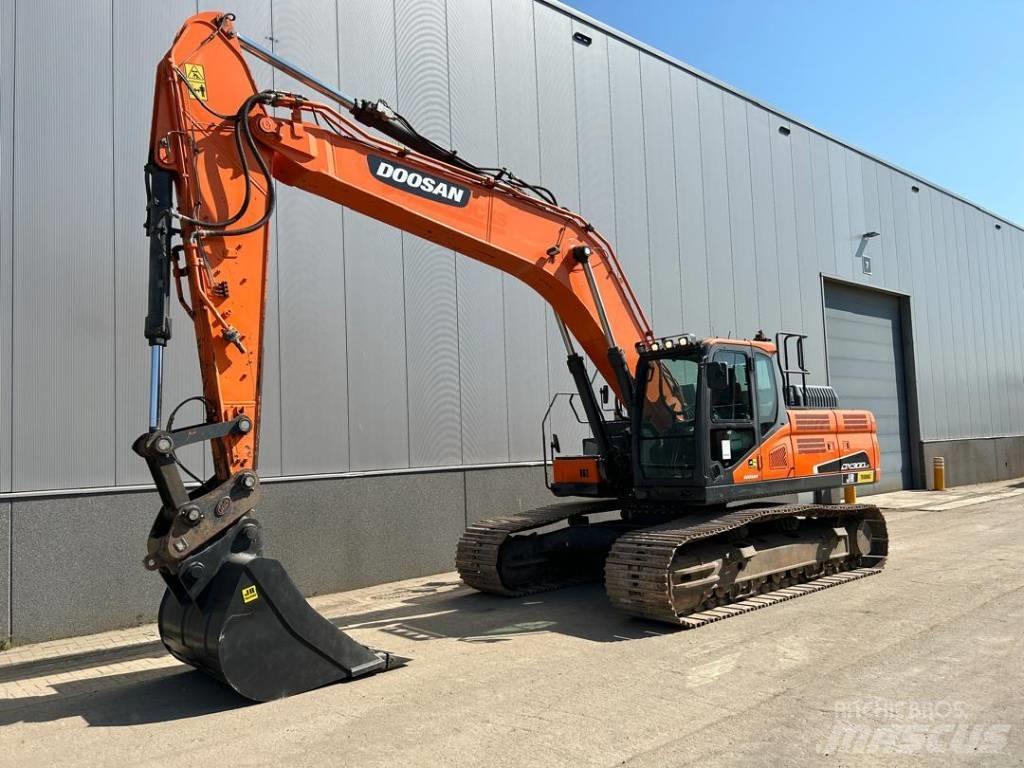 Doosan DX 300 LC-5 حفارات زحافة