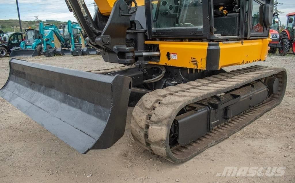 JCB 100 C-1 حفارات وسط 7 طن - 12 طن