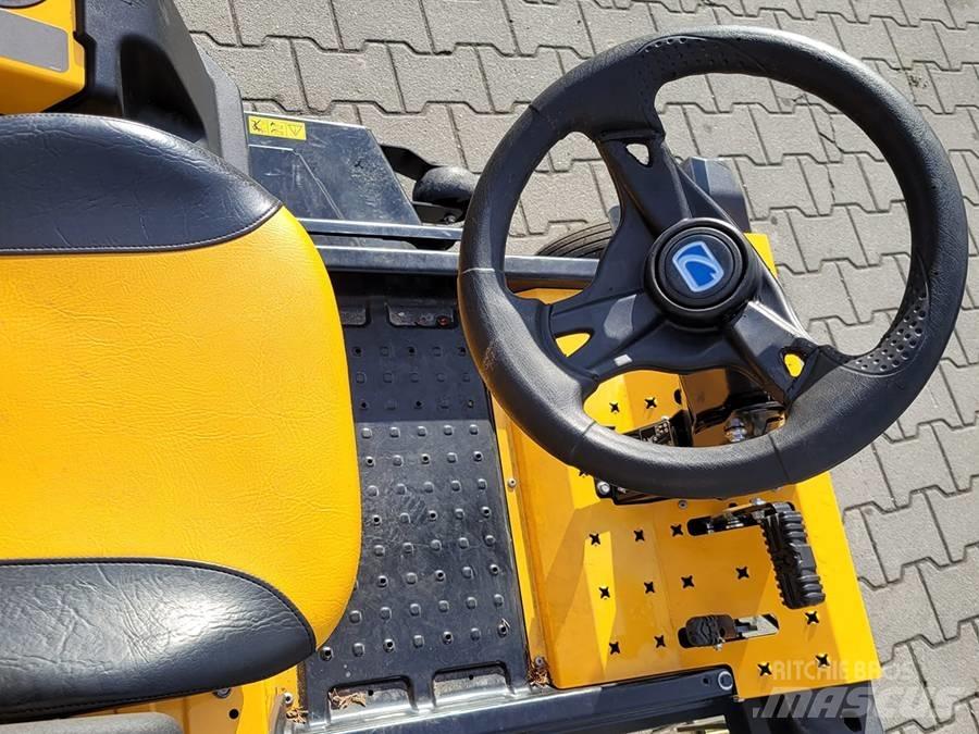 Cub Cadet ZX3 122 ركوب الحشائش