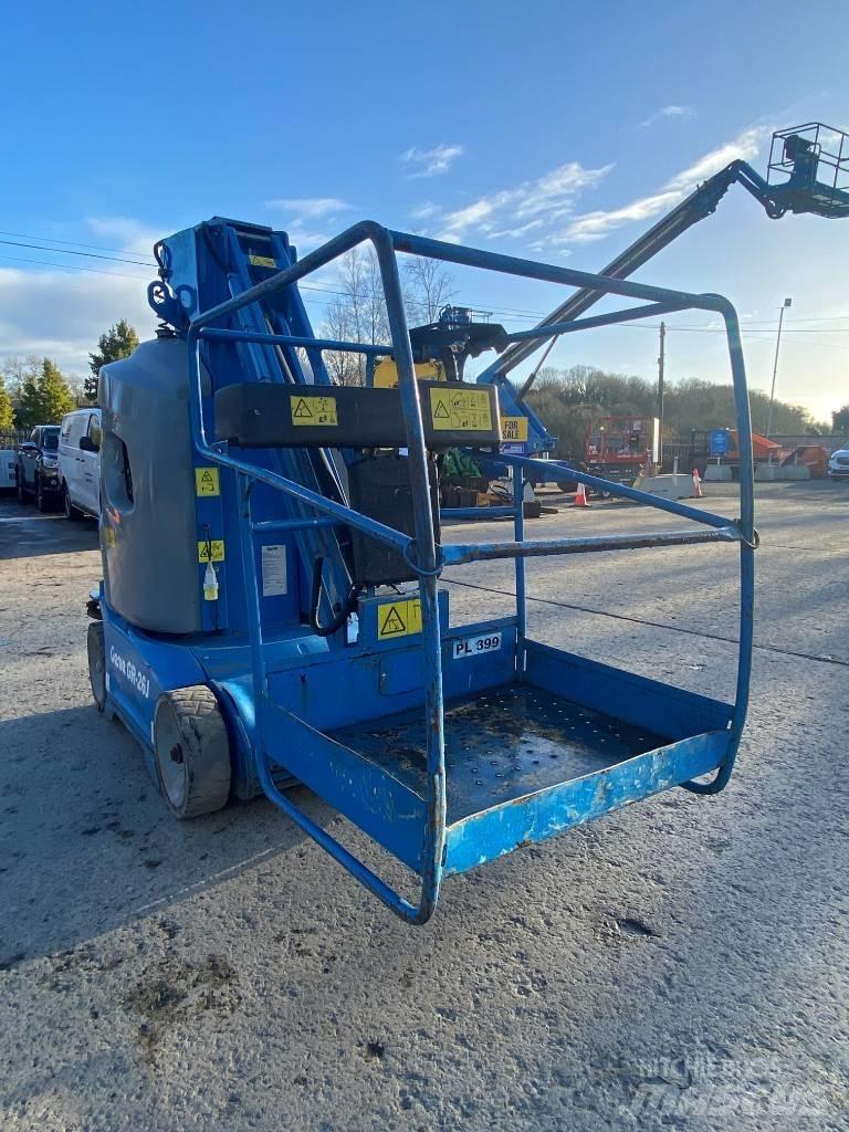 Genie GR 26 J رافعات السارية الرأسية
