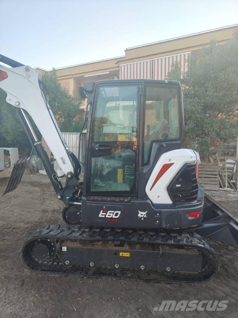Bobcat E60 حفارات صغيرة أقل من 7 طن (حفارات صغيرة)
