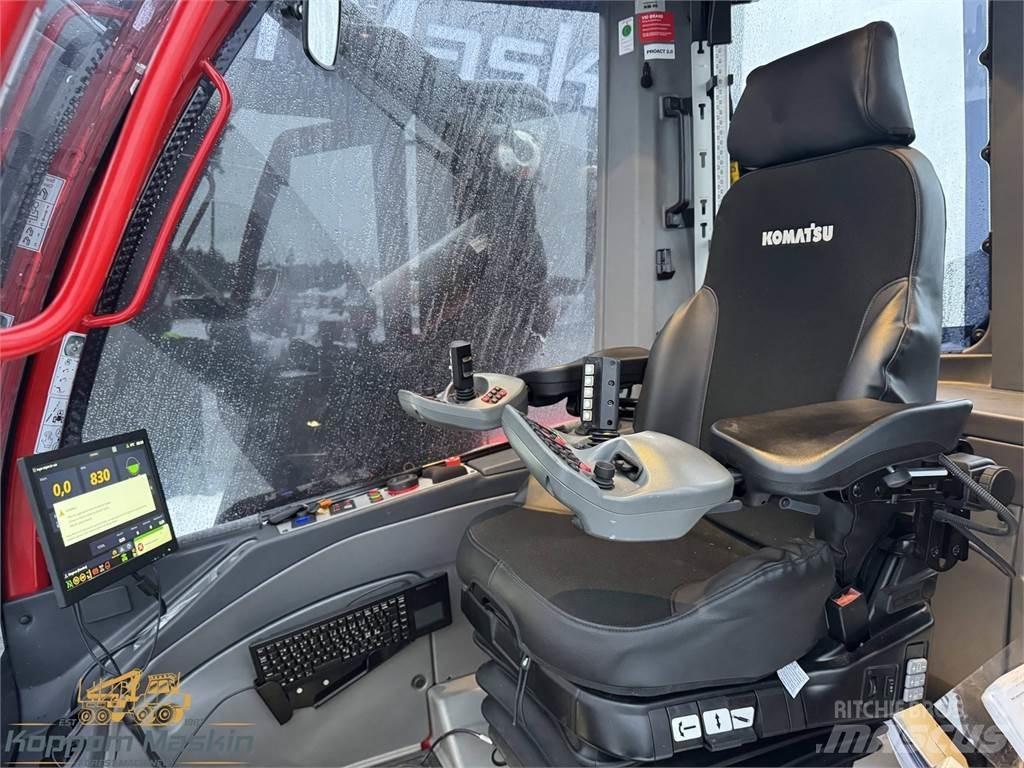 Komatsu 931XC حصادات
