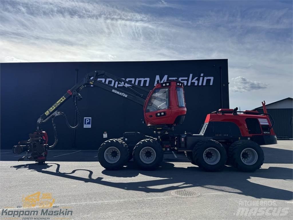 Komatsu 931XC حصادات