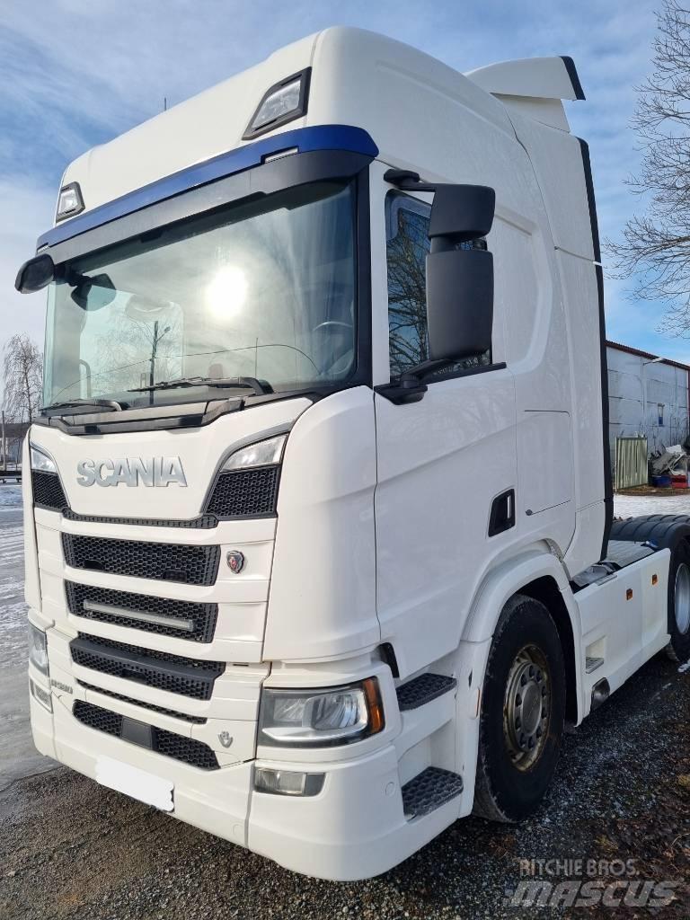 Scania R580 وحدات الجر