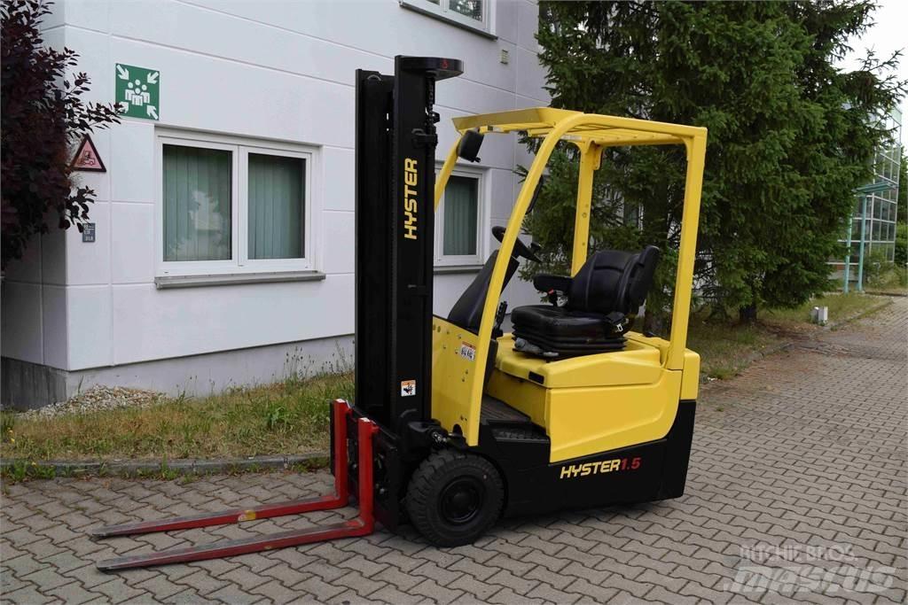Hyster A 1.5 XNT شاحنات ذات رافعات شوكية تعمل بالكهرباء