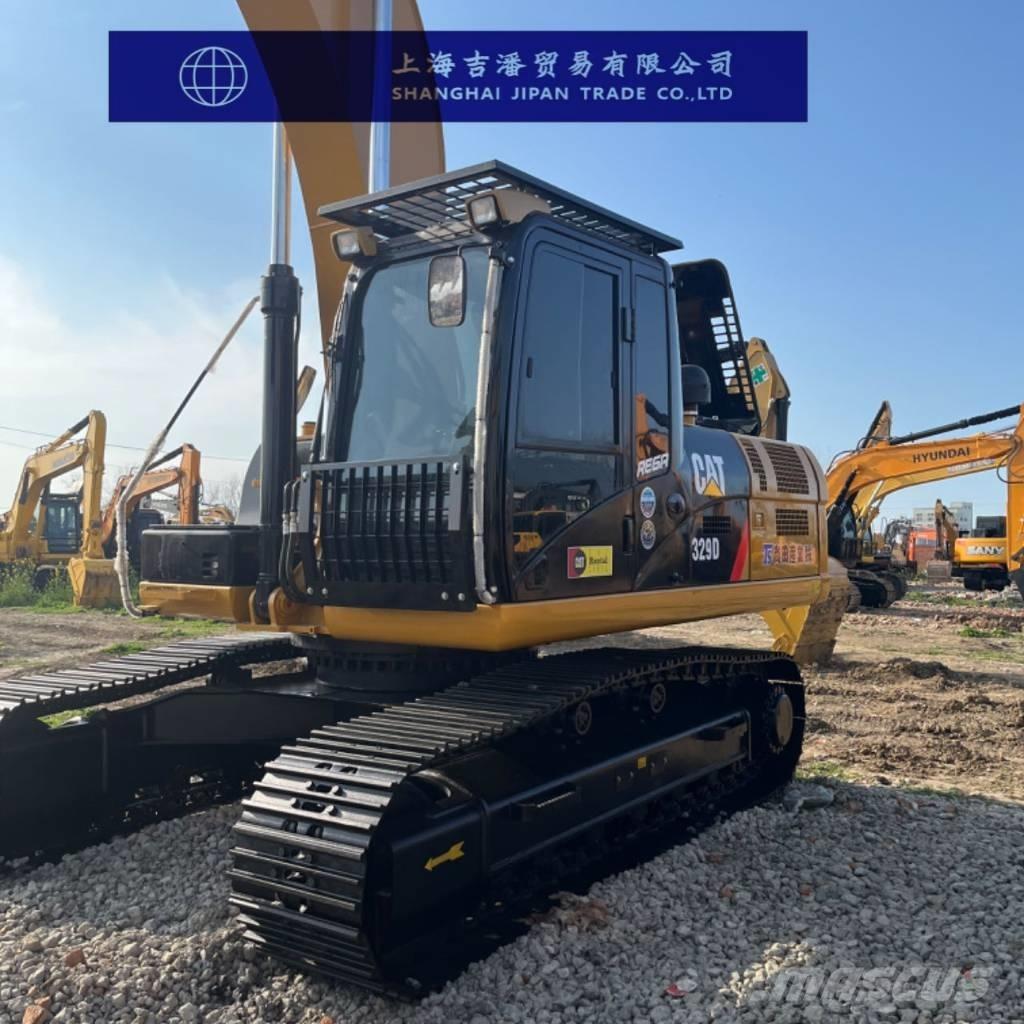 CAT 329 D حفارات زحافة