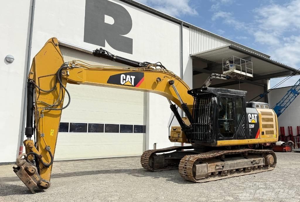 CAT 326F LN حفارات زحافة
