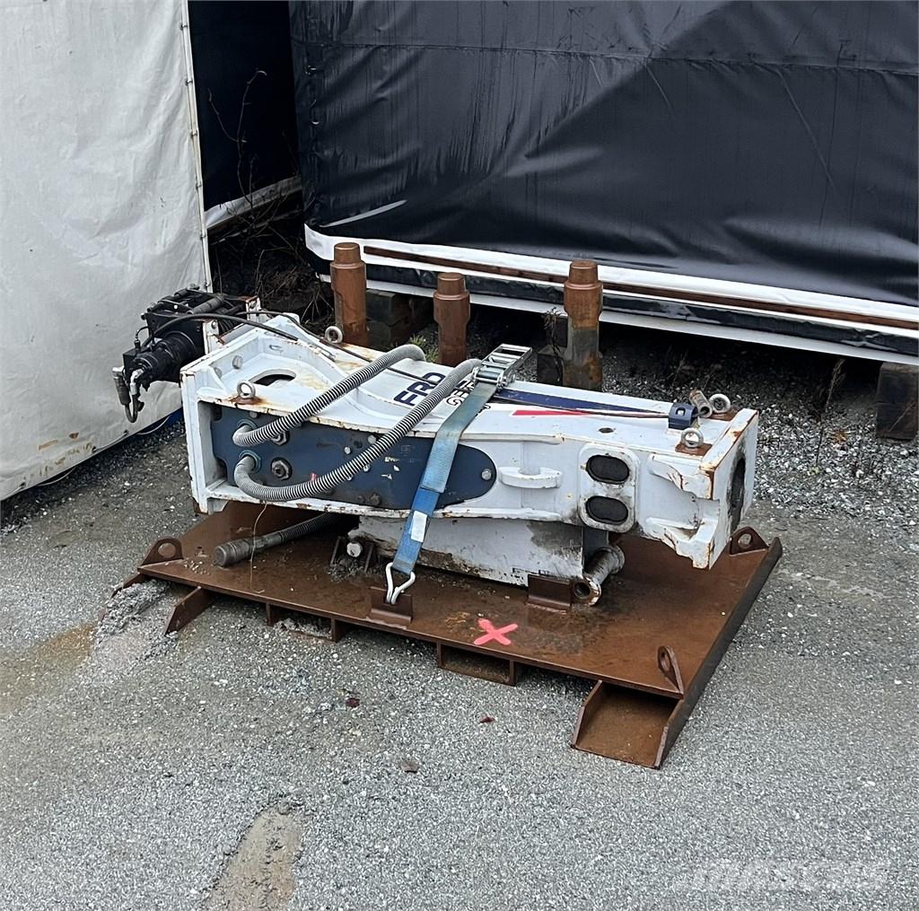 Furukawa FXJ 275 مطارق / كسارات