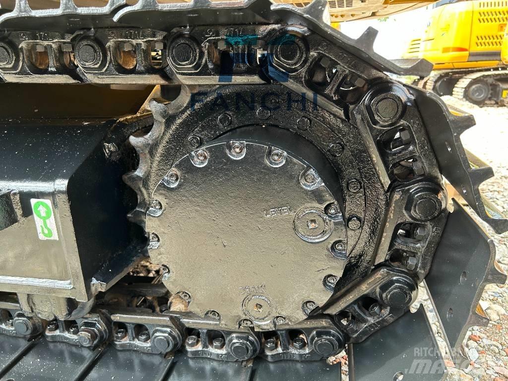 CAT 313 D2 GC حفارات زحافة