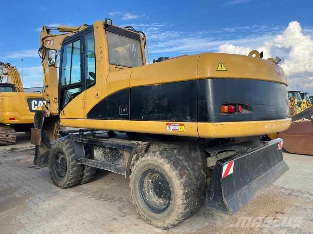 CAT M318C حفارات خاصة