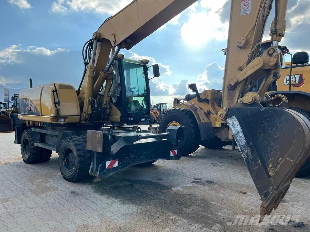 CAT M318C حفارات خاصة