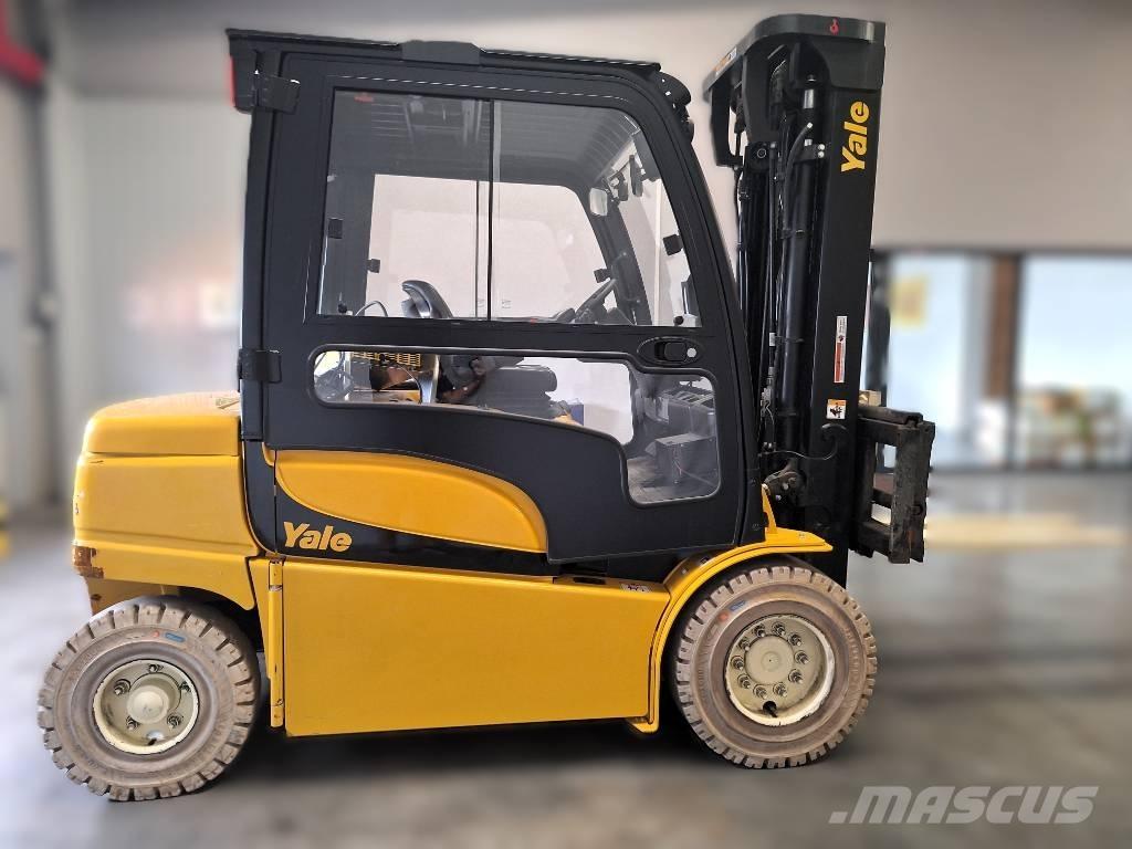 Yale ERP 50 VM شاحنات ذات رافعات شوكية تعمل بالكهرباء