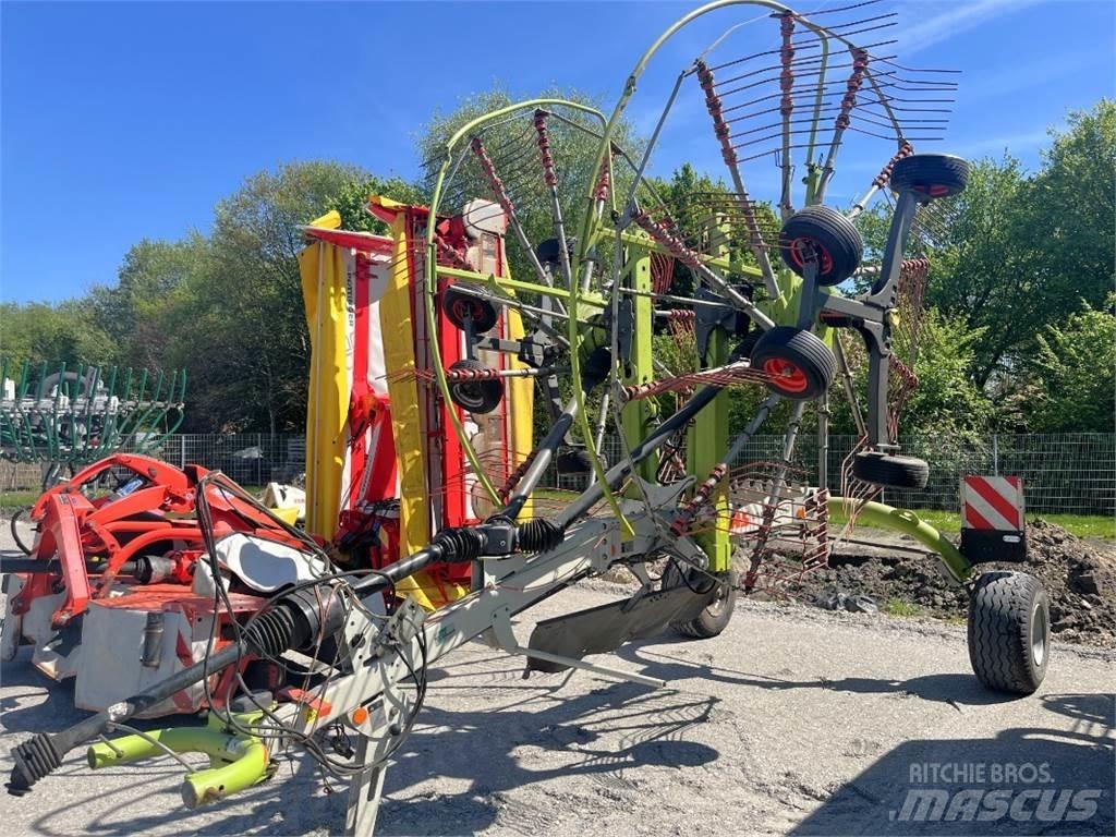 CLAAS LINER 2700 معدات حصد