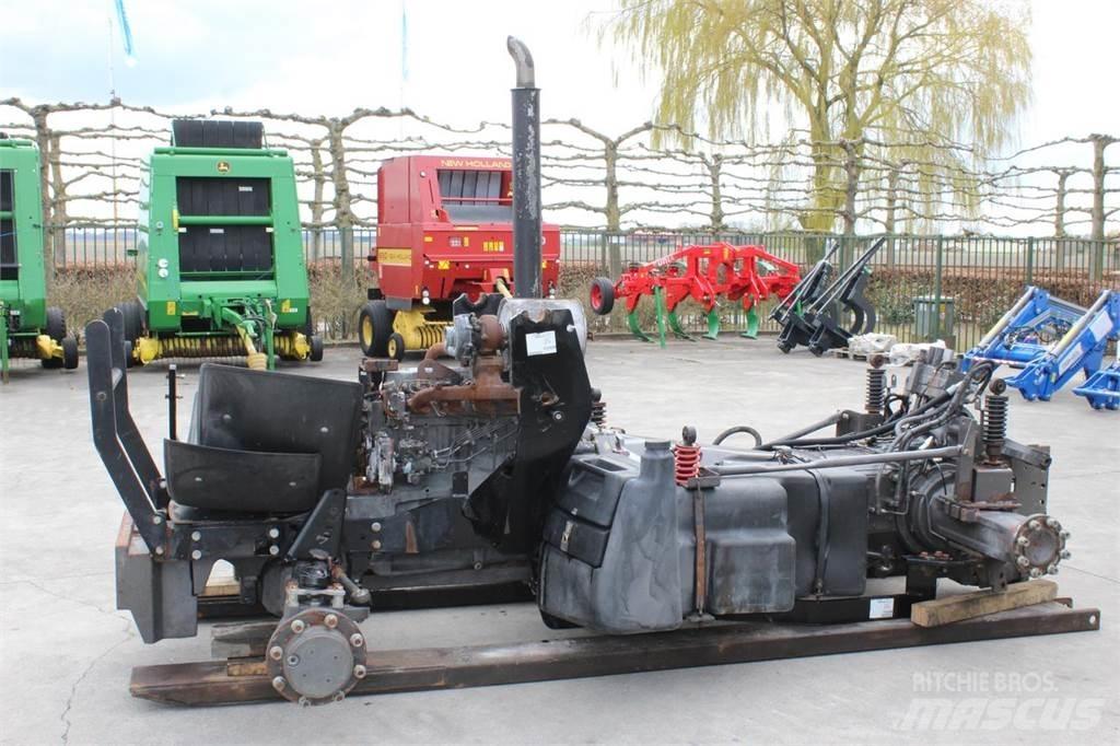 Renault Ares 626RZ الجرارات
