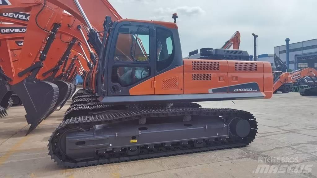 Develon DX 360LCA-7B حفارات زحافة