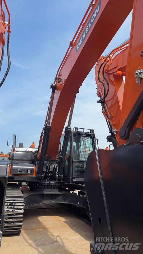 Develon DX 360LCA-7B حفارات زحافة