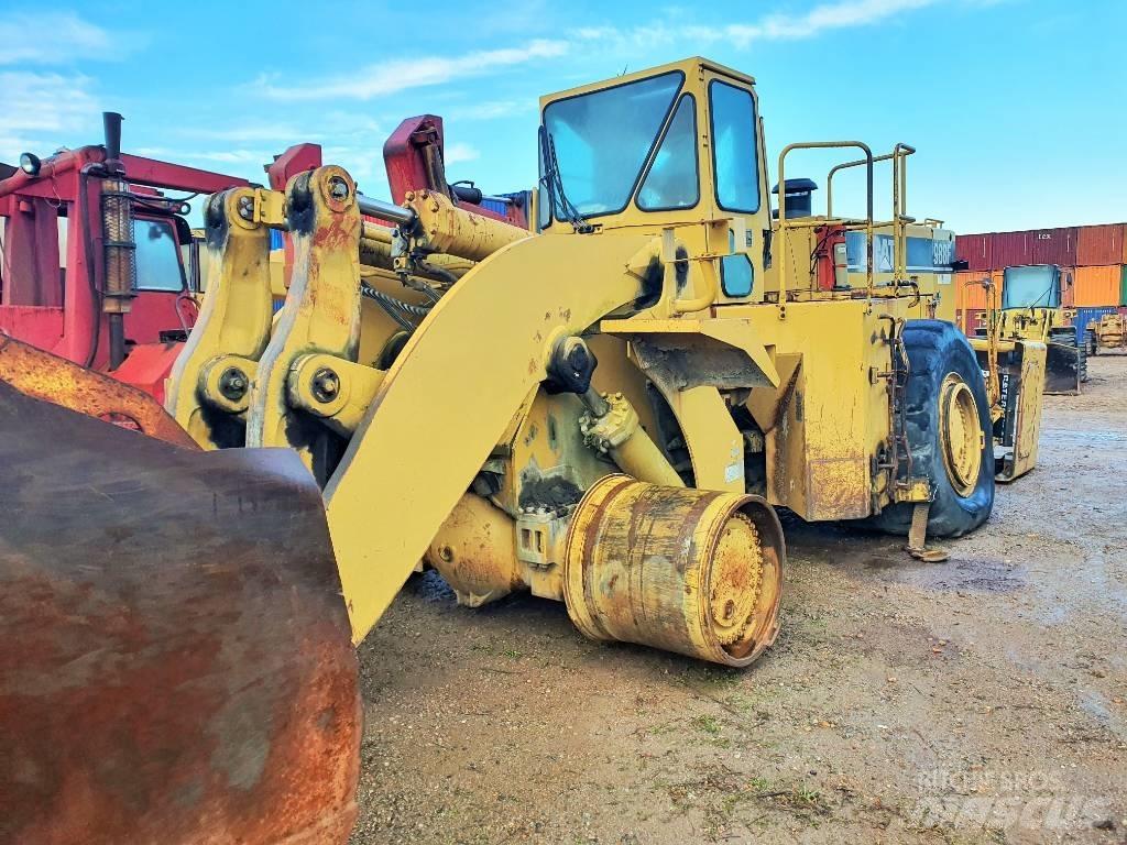 CAT 988 F II لوادر بعجل